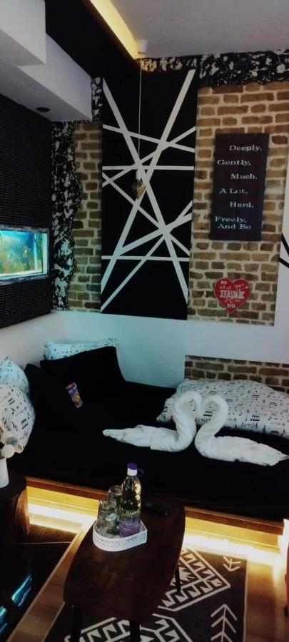Studio Apartman Black & White Centar Sarajevo Free Parking Exterior photo